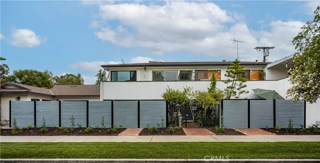 12408 Archwood, North Hollywood, CA — listing photo 1