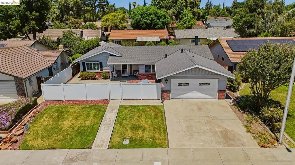 Single Family Residence for sale at 1421 Woodmont WAY, Stockton, CA featuring 2 beds and 1 bath