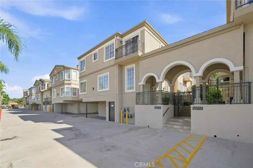 4516 Ramsdell 125, La Crescenta, CA — listing photo 1