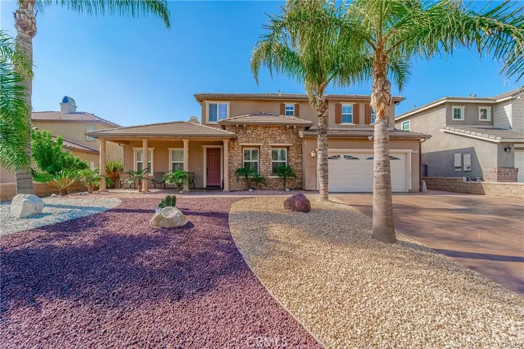 Residential Lease for rent at 5963 Pinegrove, Eastvale, Riverside County, CA featuring 6 beds and 5 baths