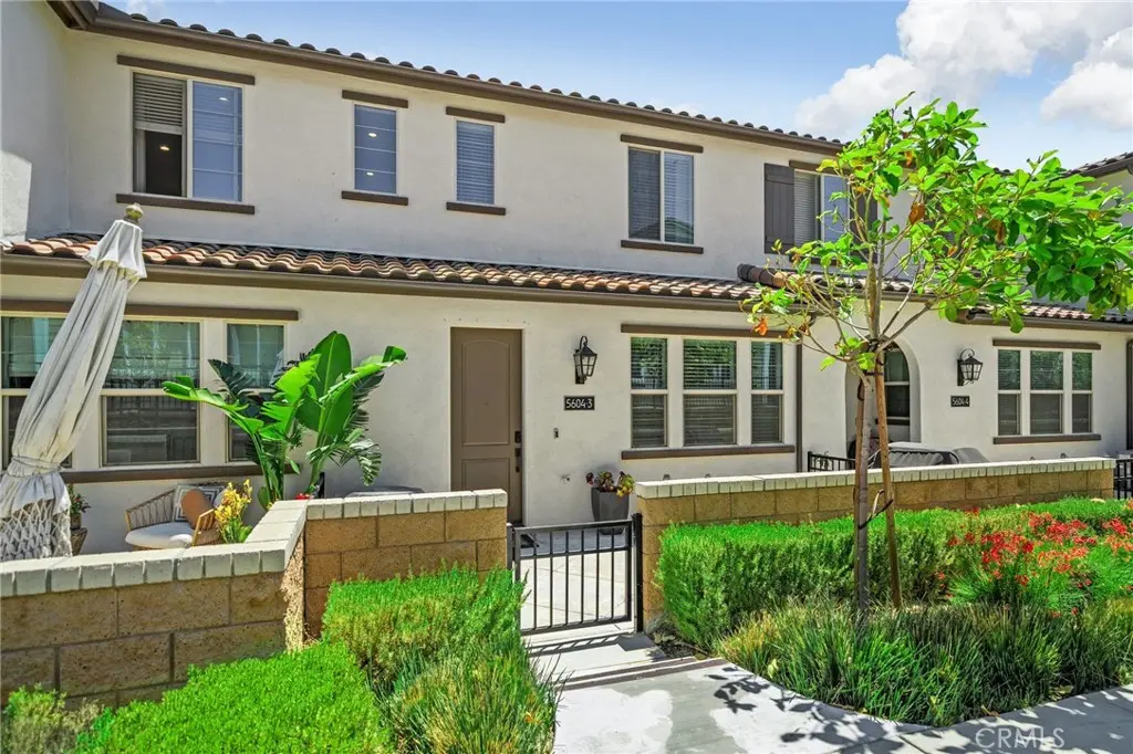 5604 Altamura 3, Fontana, CA — listing photo 1