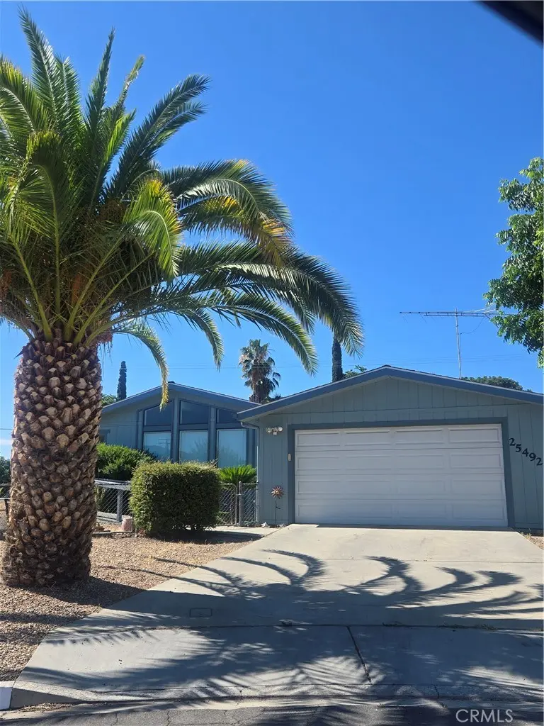 Manufactured On Land for sale at 25492 Browca, Hemet, CA