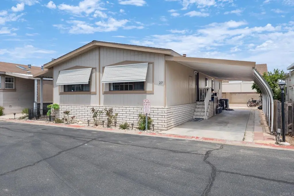 4616 N River Road 27, Oceanside, CA — listing photo 1