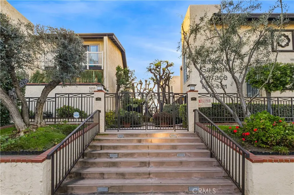 5255 Coldwater Canyon E, Sherman Oaks, CA — listing photo 1