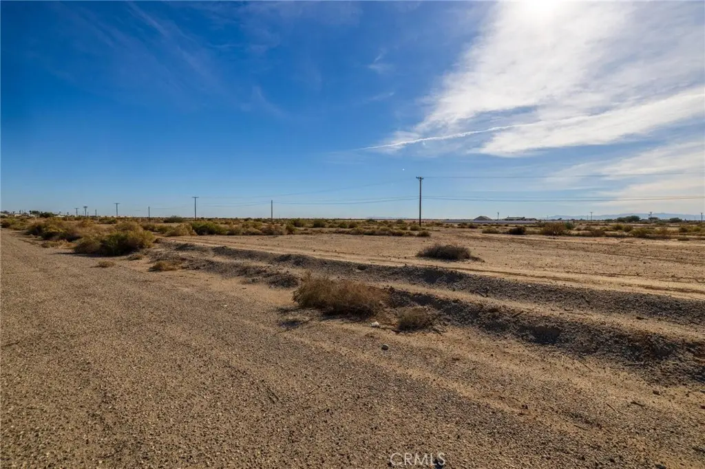 2537 Aberdeen Drive, Thermal, CA — listing photo 1