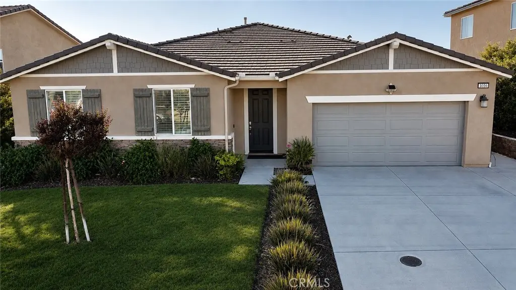 Single Family Residence for sale at 1016 Night Shade, Calimesa, CA featuring 3 beds and 2 baths