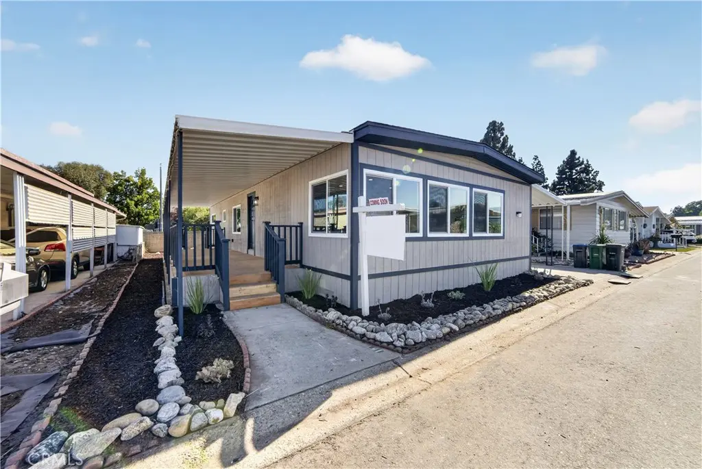 3945 Bradford 16, La Verne, CA — listing photo 1