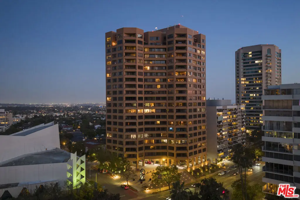 Condominium for sale at 10430 Wilshire Boulevard 2001, Los Angeles, CA featuring 2 beds and 3 baths