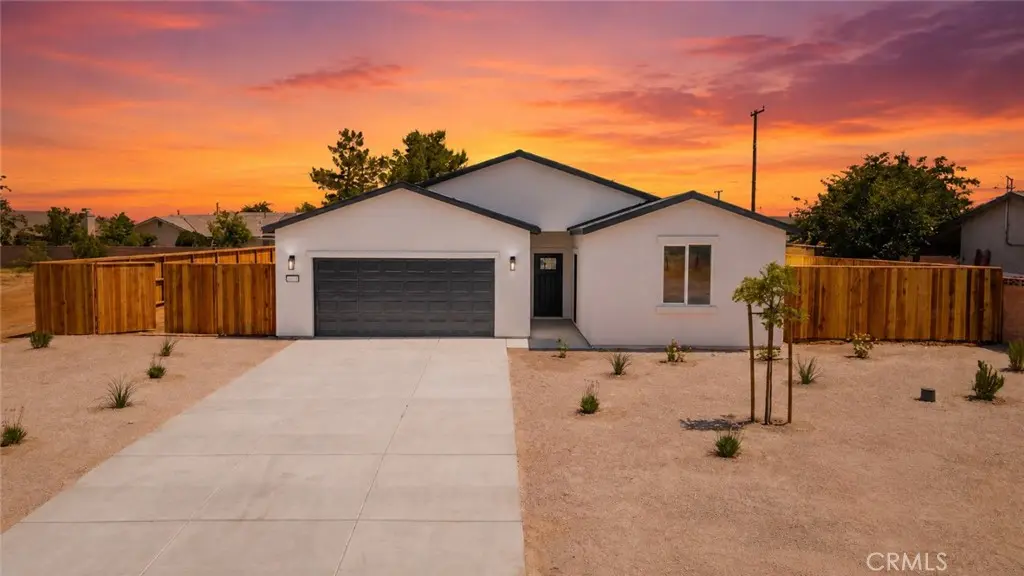 8837 Holly, California City, CA — listing photo 1