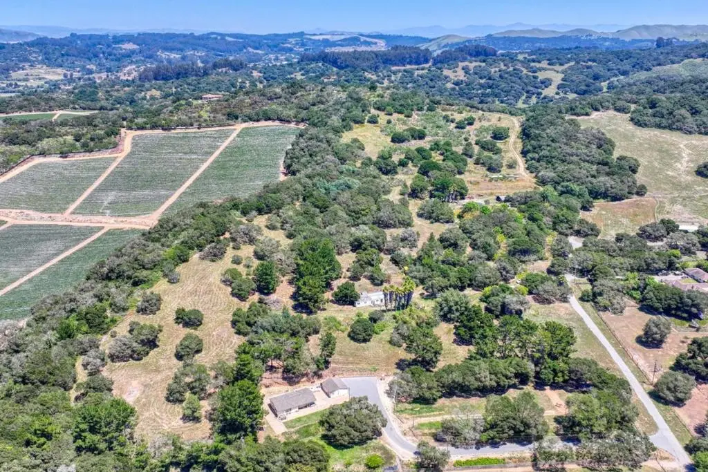 Maher Road, Royal Oaks, CA — listing photo 1