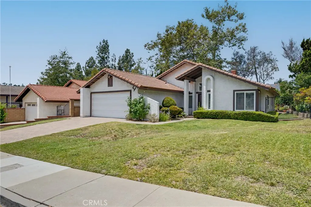 9 Old Wood, Pomona, CA — listing photo 1