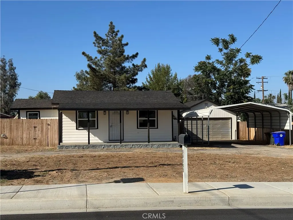 34335 County Line, Yucaipa, CA — listing photo 1