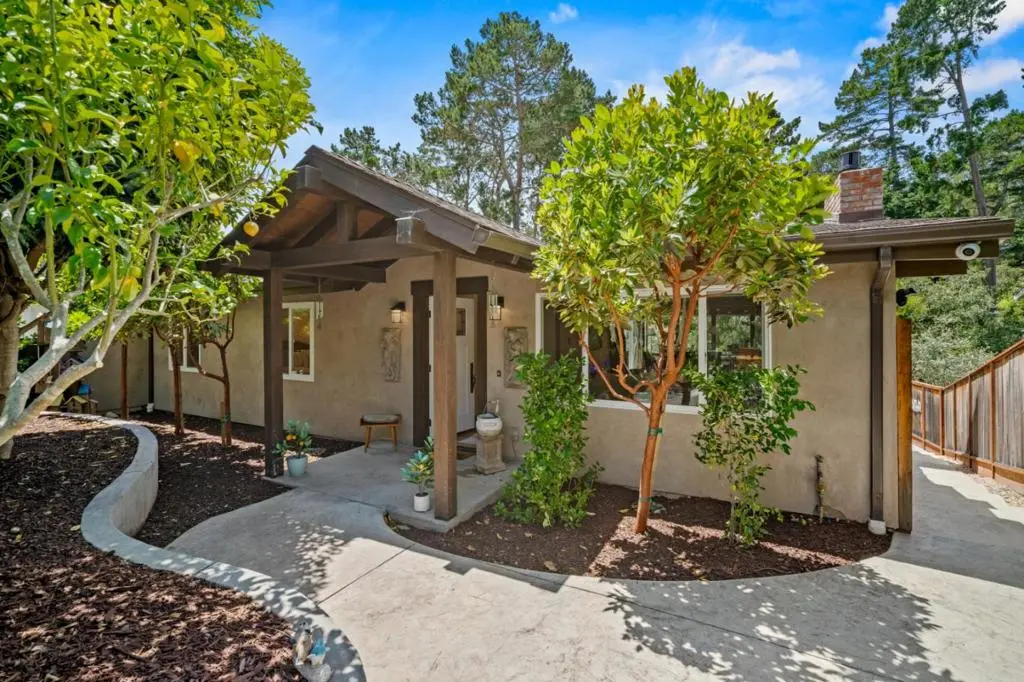 35 Wellings Place, Monterey, CA — listing photo 1