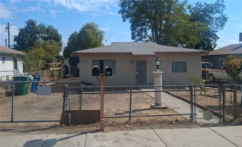 Duplex for sale at 515 Crawford Street, Bakersfield, CA