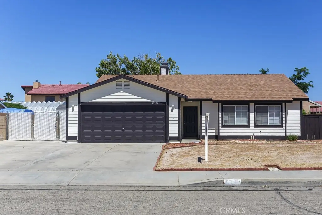 43934 Palm Vista Avenue, Lancaster, CA — listing photo 1