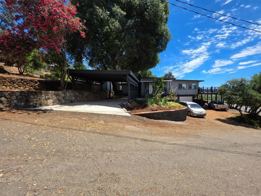 20 Mary Street, Glenhaven, CA — listing photo 1