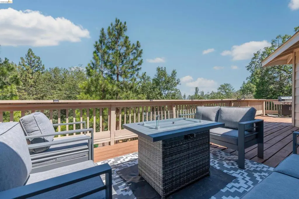 23984 Oxbow Ln South, Sonora, CA — listing photo 1