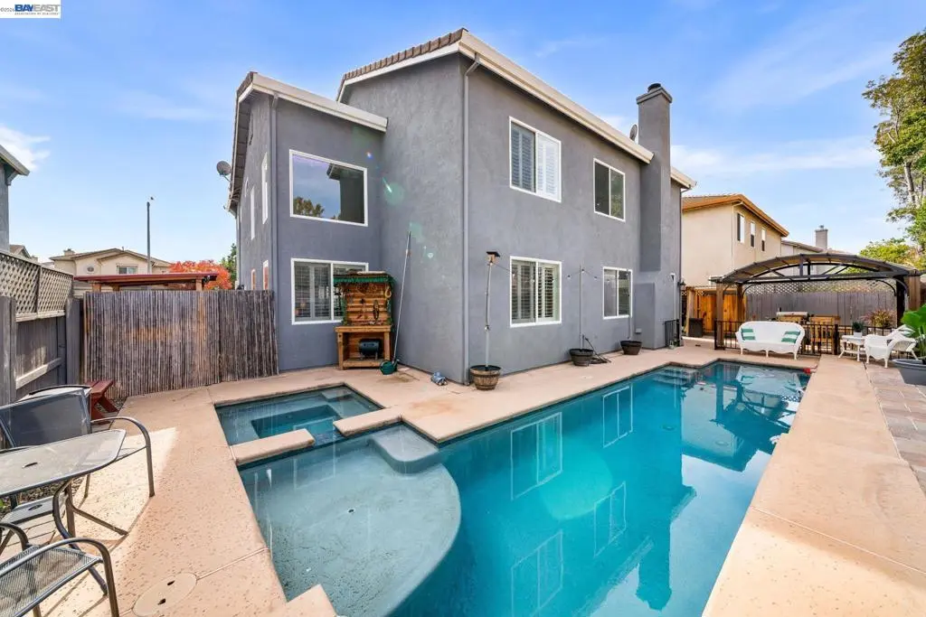 Single Family Residence for sale at 1531 Riverview Ave, Tracy, CA featuring 5 beds and 4 baths