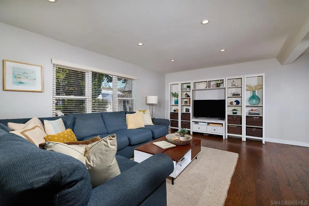 15019 Amso Street, Poway, CA — listing photo 1
