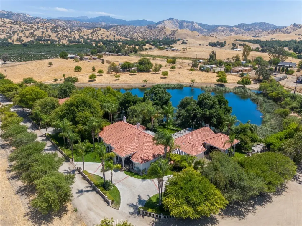 Single Family Residence for sale at 32933 Success Valley Drive, Porterville, CA featuring 4 beds and 4 baths