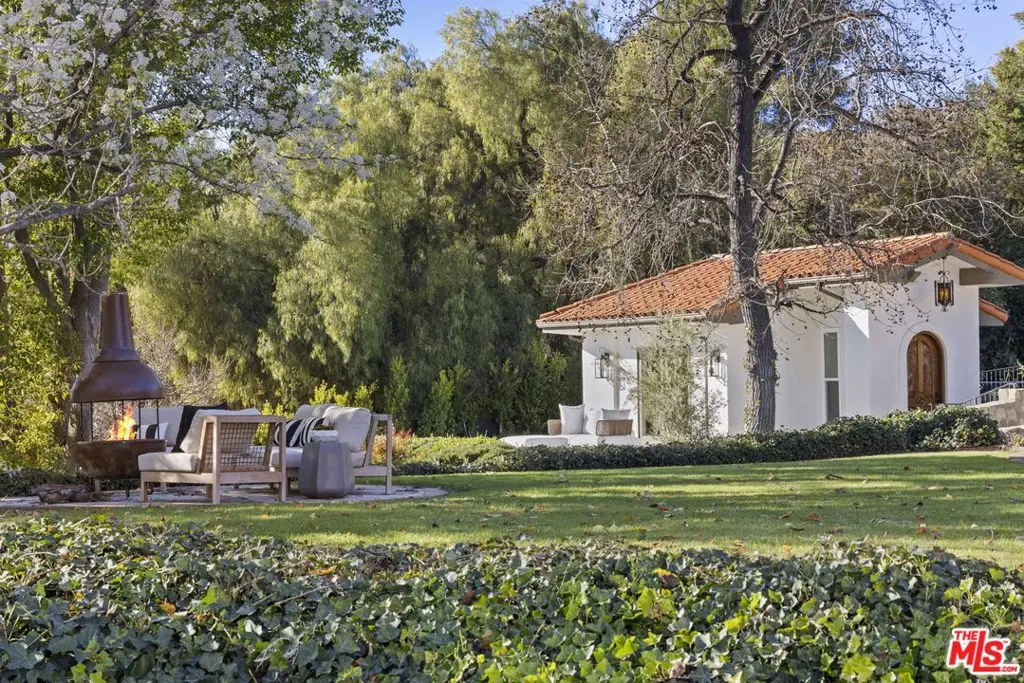 431 Montana Circle, Ojai, CA — listing photo 1