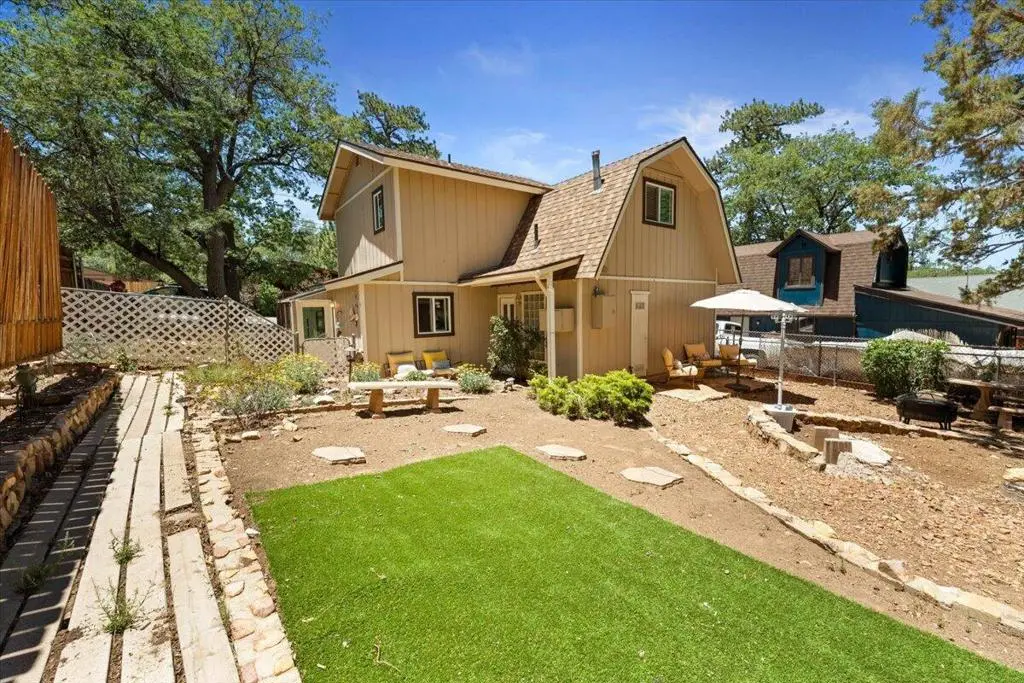 819 Holmes Lane, Sugarloaf, CA — listing photo 1