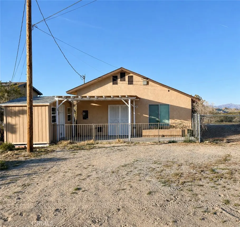 30881 Pawnee, Lucerne Valley, CA — listing photo 1