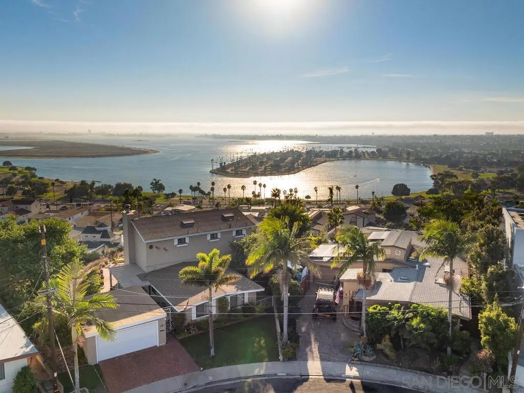 Single Family Residence for sale at 3212 Donley St, San Diego, CA featuring 3 beds and 3 baths