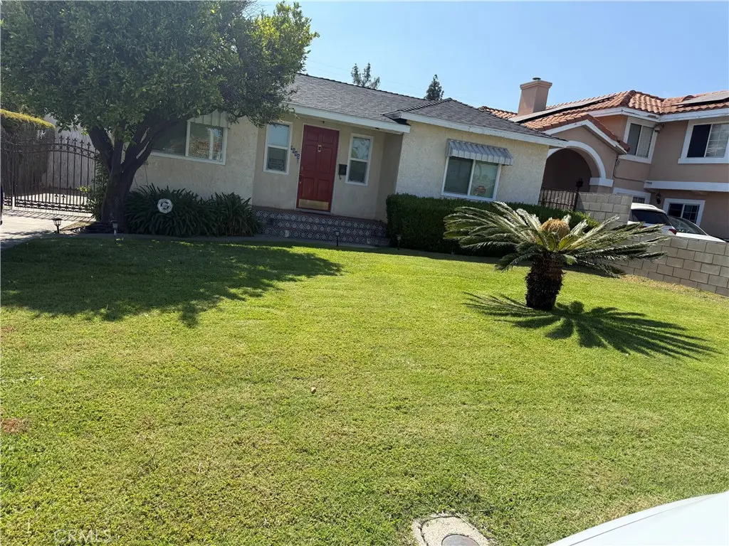 Residential Lease for rent at 4845 Willard, Rosemead, Los Angeles County, CA featuring 2 beds and 1 bath