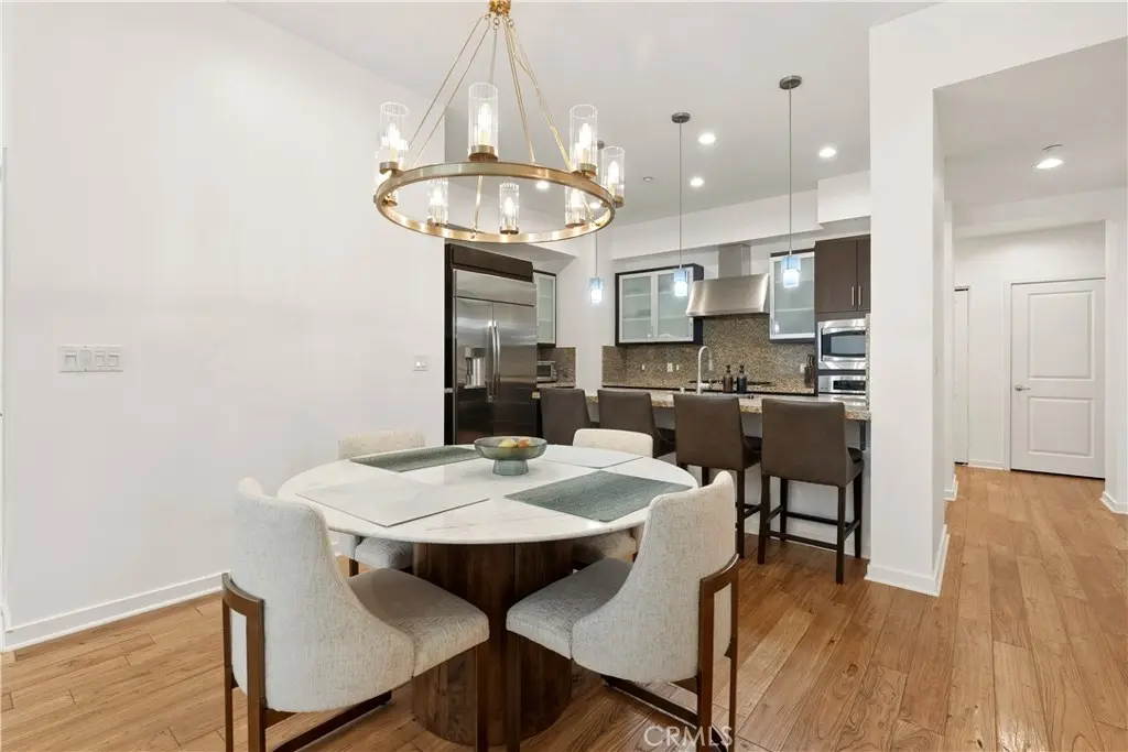 Residential Lease for rent at 21 Gramercy 102, Irvine, Orange County, CA featuring 2 beds and 2 baths