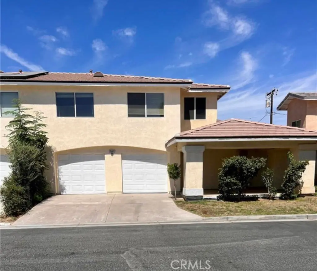Residential Lease for rent at 33411 Campus Lane, Cathedral City, Riverside County, CA featuring 3 beds and 3 baths