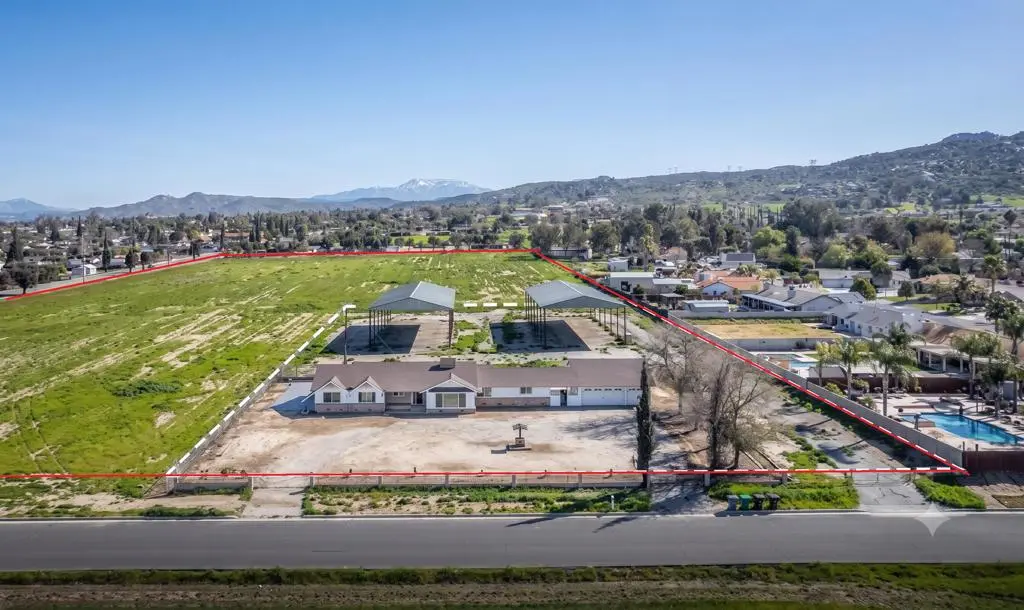 22060 Olivas Avenue, Nuevo/Lakeview, CA — listing photo 1