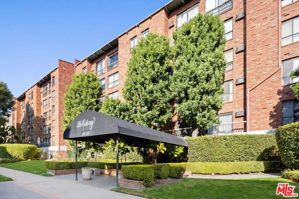 Condominium for sale at 1440 Veteran Avenue 407, Los Angeles, CA featuring 1 bed and 1 bath