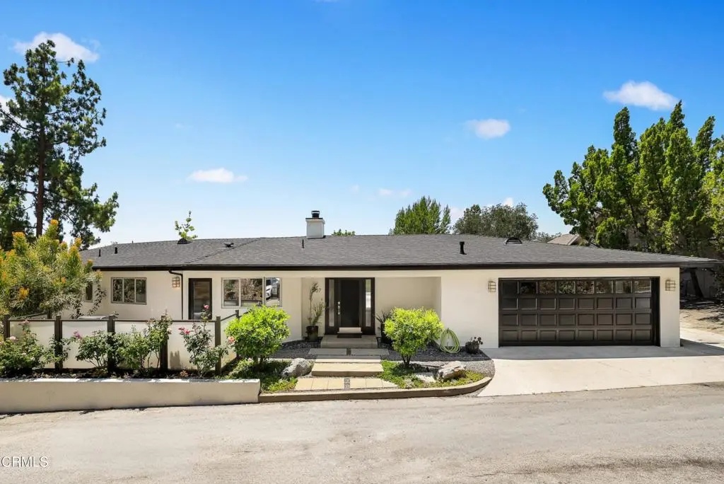 Single Family Residence for sale at 507 Venado Vista Drive, La Canada Flintridge, CA featuring 4 beds and 4 baths