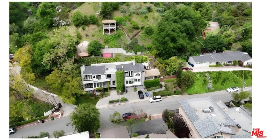 Single Family Residence for sale at 1833 Roscomare Road, Los Angeles, CA featuring 4 beds and 4 baths