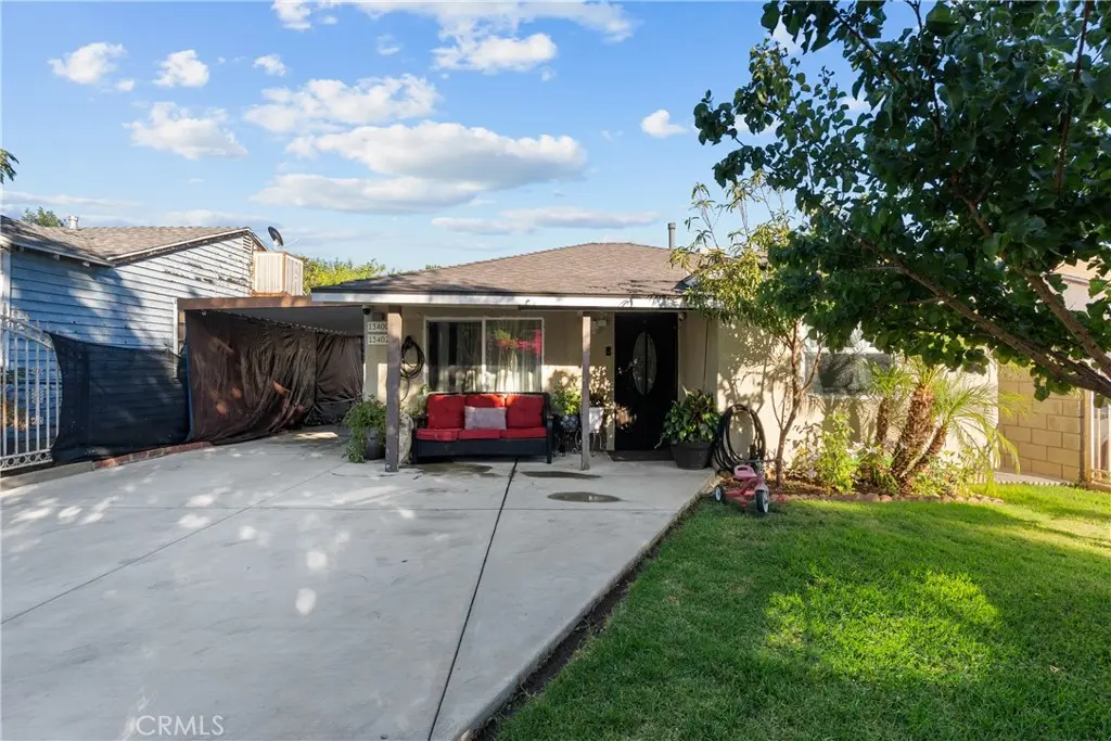 13400 Herron St, Sylmar, CA — listing photo 1