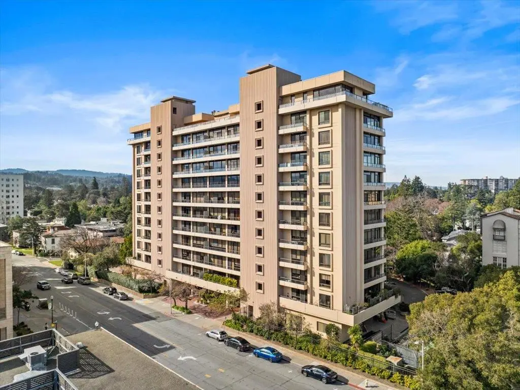 20 W 3rd Avenue 202, San Mateo, CA — listing photo 1