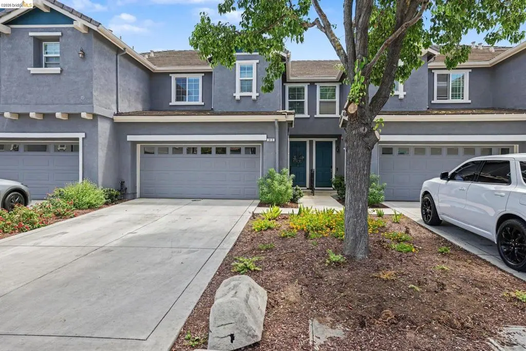 Townhouse for sale at 312 Jefferson Dr, Brentwood, CA featuring 3 beds and 3 baths