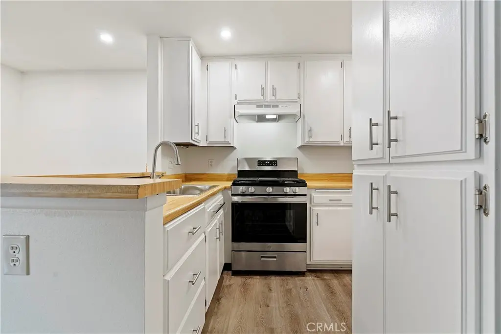 12330 Osborne St. 75, Pacoima, CA — listing photo 1