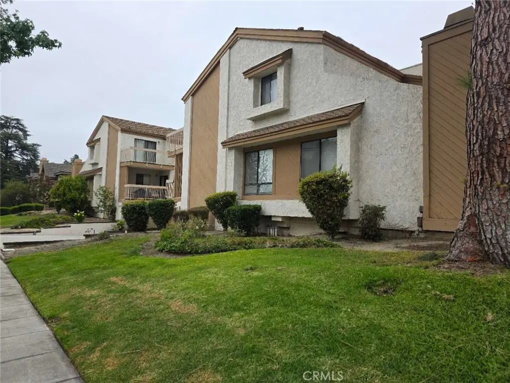Residential Lease for rent at 825 S Golden West Avenue 8, Arcadia, Los Angeles County, CA featuring 3 beds and 3 baths