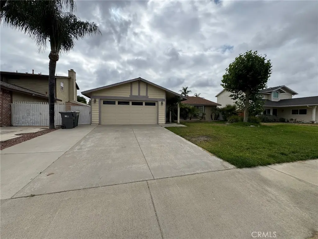 Residential Lease for rent at 29664 Squaw Valley, Menifee, Riverside County, CA featuring 4 beds and 2 baths