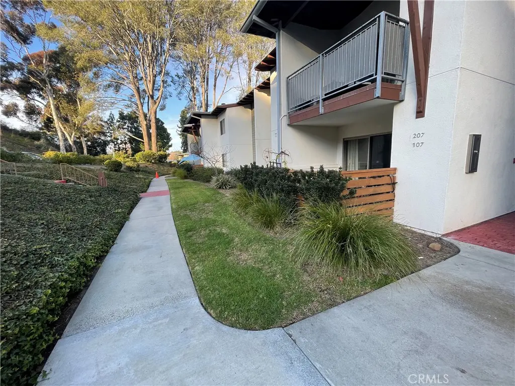 Condominium for rent at 1730 S El Camino Real, Encinitas, CA featuring 2 beds and 2 baths