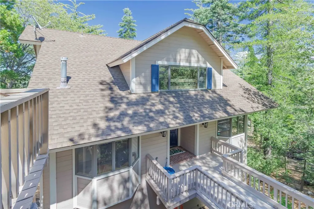 226 Birchwood, Lake Arrowhead, CA — listing photo 1