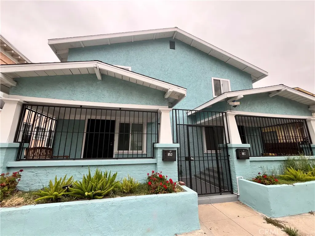 Residential Lease for rent at 851 W 40th, Los Angeles, Los Angeles County, CA featuring 1 bed and 1 bath