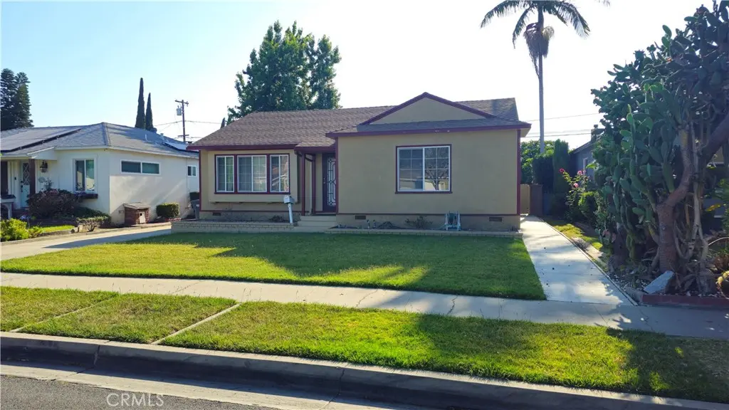5209 Coke, Lakewood, CA — listing photo 1