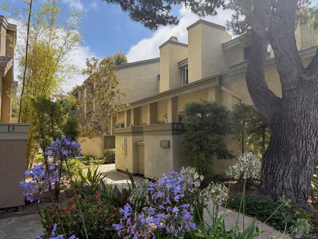 3211 Caminito Eastbluff #9, La Jolla, CA — listing photo 1