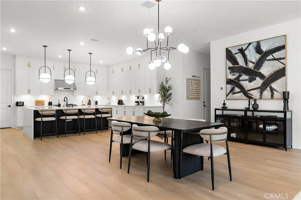 15702 Skippers, Fontana, CA — listing photo 1