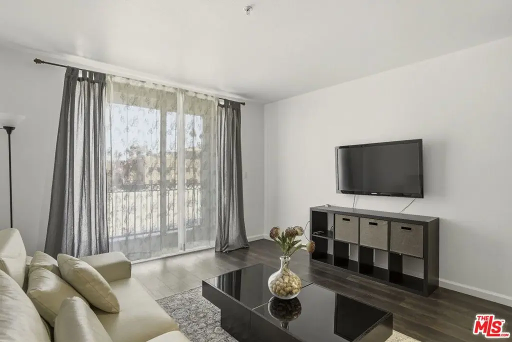Residential Lease for rent at 3740 Santa Rosalia Drive 223, Los Angeles, Los Angeles County, CA featuring 2 beds and 2 baths