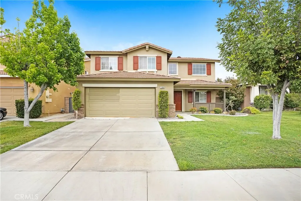 Residential Lease for rent at 31804 Empresa, Murrieta, Riverside County, CA featuring 5 beds and 3 baths