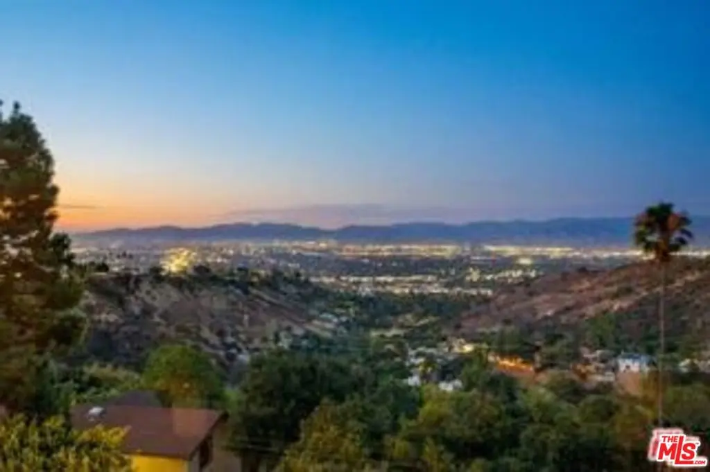 Single Family Residence for rent at 14445 MULHOLLAND Drive, Los Angeles, CA featuring 5 beds and 8 baths